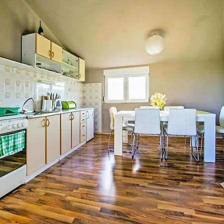 In Paklenica, Quiet In The Apartment *