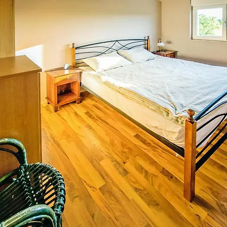 In Paklenica, Quiet In The Apartment