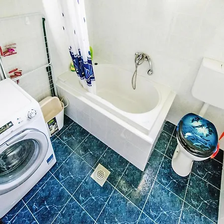 In Near Paklenica Park Apartment *